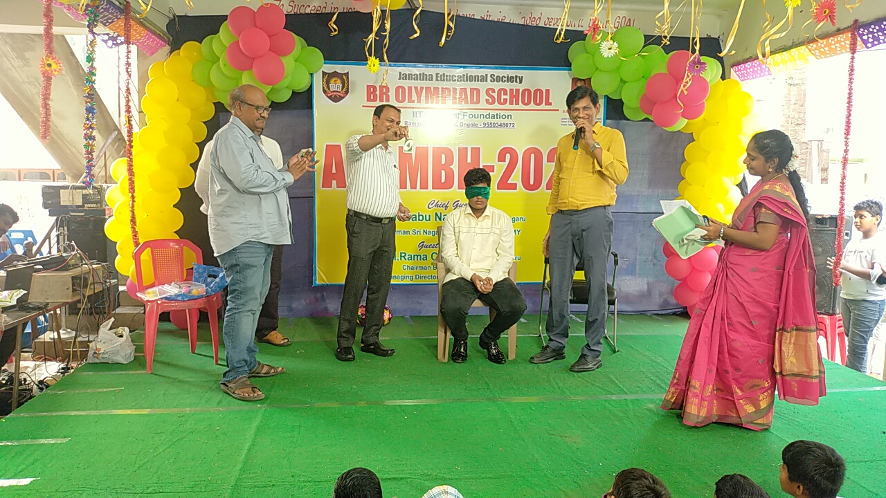 Aaryan High School gallery image 16